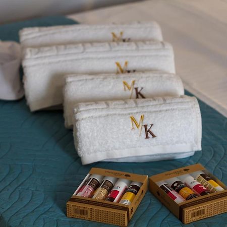 Mk Lux Suites - Steps To Beach Агиос-Николаос Экстерьер фото